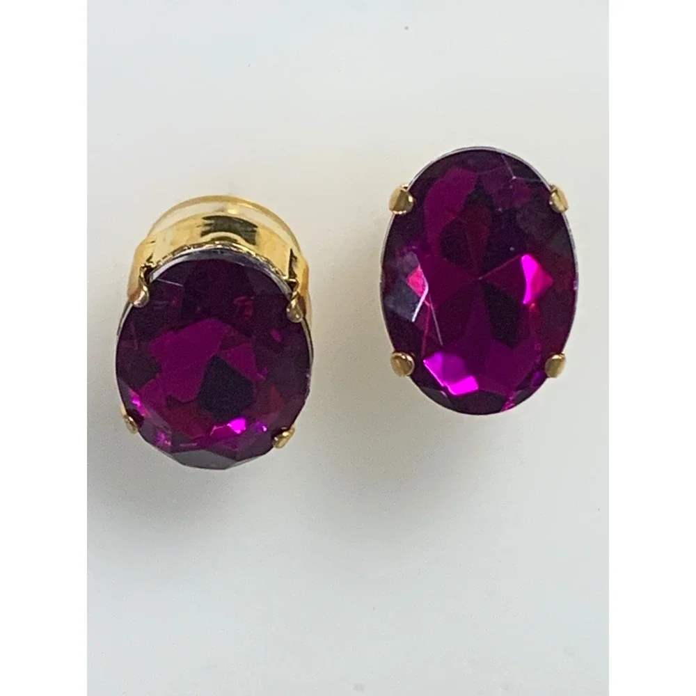 Magenta Purple Oval Crystal Stud Earrings Gold Tone Prong Set 3787